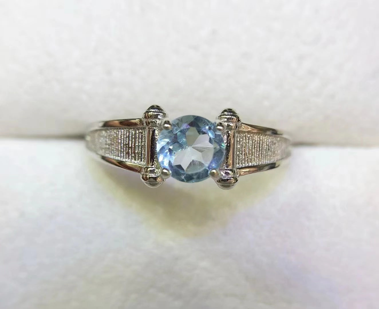 S925 Silver Natural Blue Topaz Ladies Silver Ring