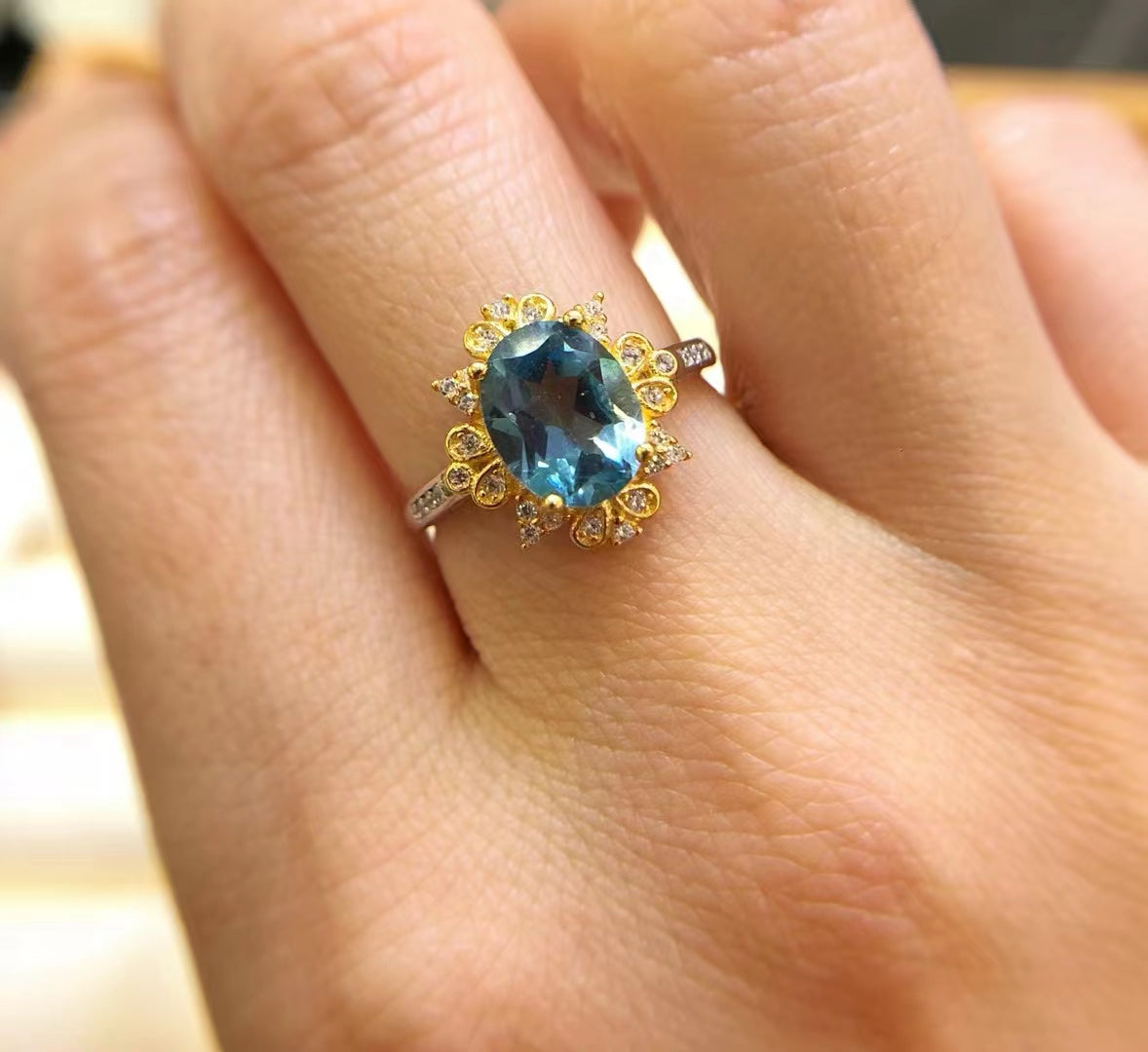 S925 Natural Blue Topaz Ladies Silver Ring