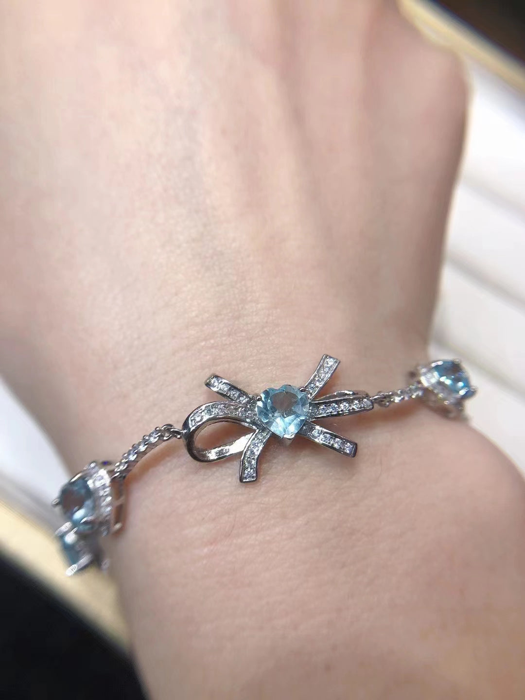 S925 Natural Blue Topaz Heart Bracelet