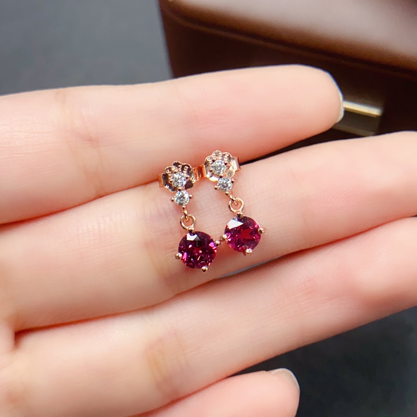Natural Magnesite Garnet Earrings Ear Drops 5*5mm 2-in-1 High Clarity Full Fire Bright Green S925 Silver Setting Simple Light Luxury Versatile Ins Style Gift