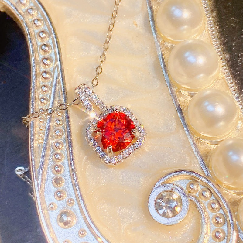 S925 Moissanite Pendant One Carat Red Diamonds