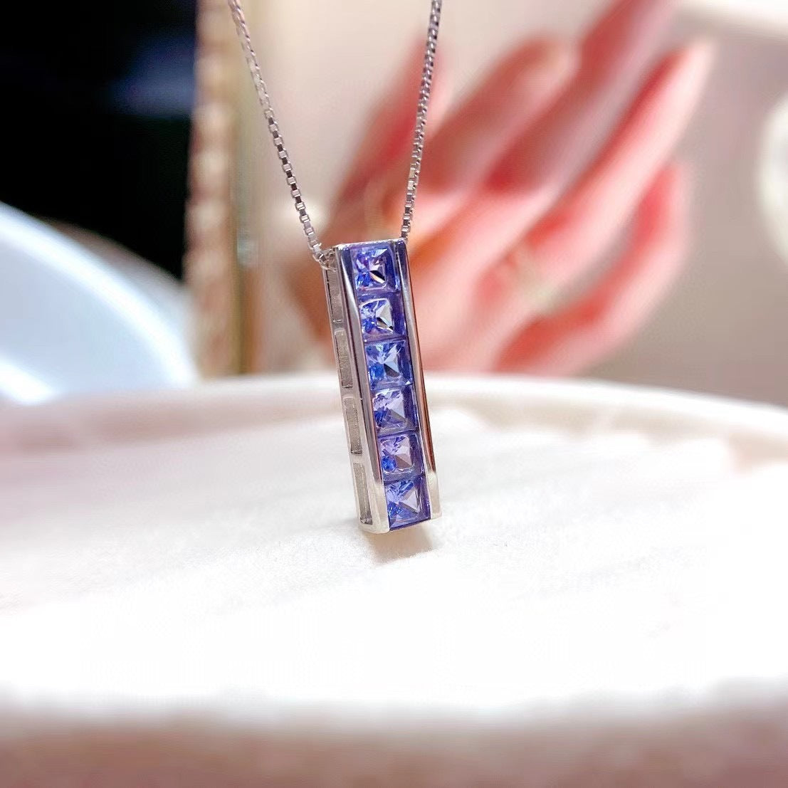 S925 Small Fresh Fashion Natural Tanzanite Evening Gift Necklace