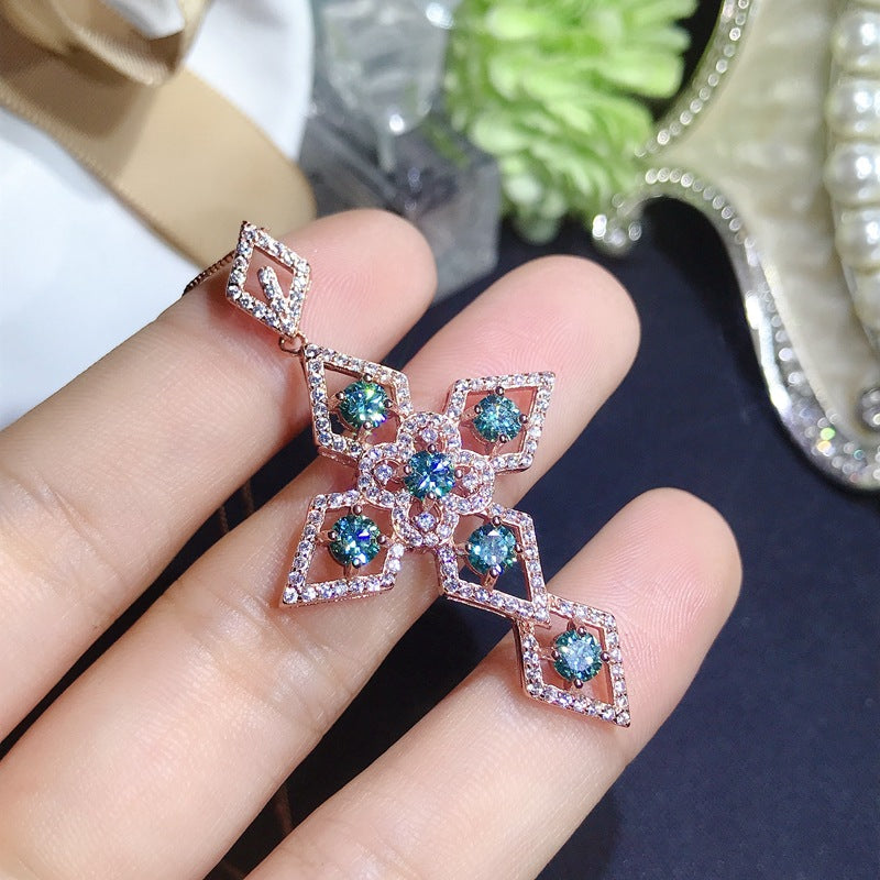 S925 American Green Moissanite 4*4mm Moissanite Necklace