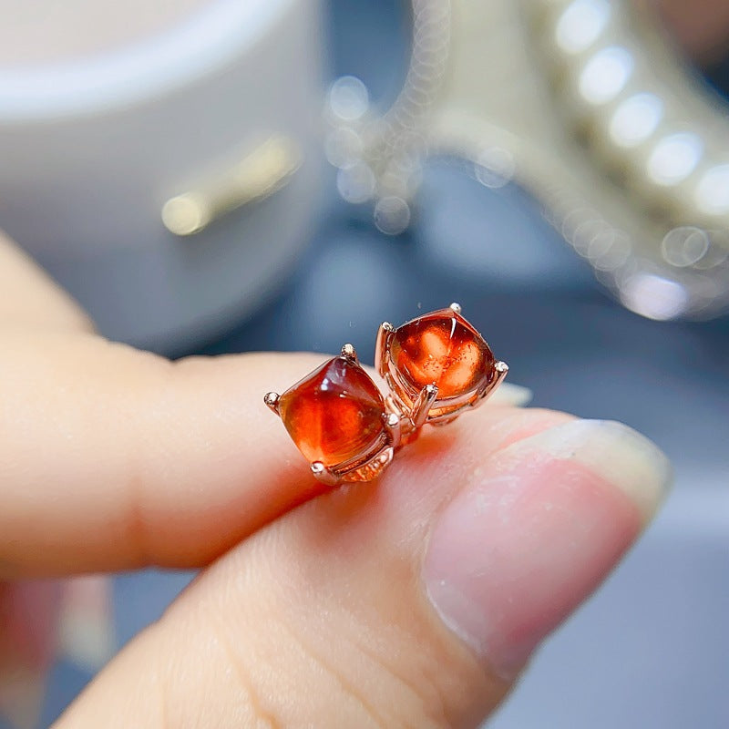 S925 new simple fashion natural sugar tower garnet women's earrings