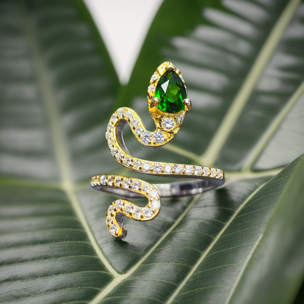 Natural Diopside Ring, S925 Silver Serpent Design, Elegant & Vibrant Color, Center Stone 4×6mm