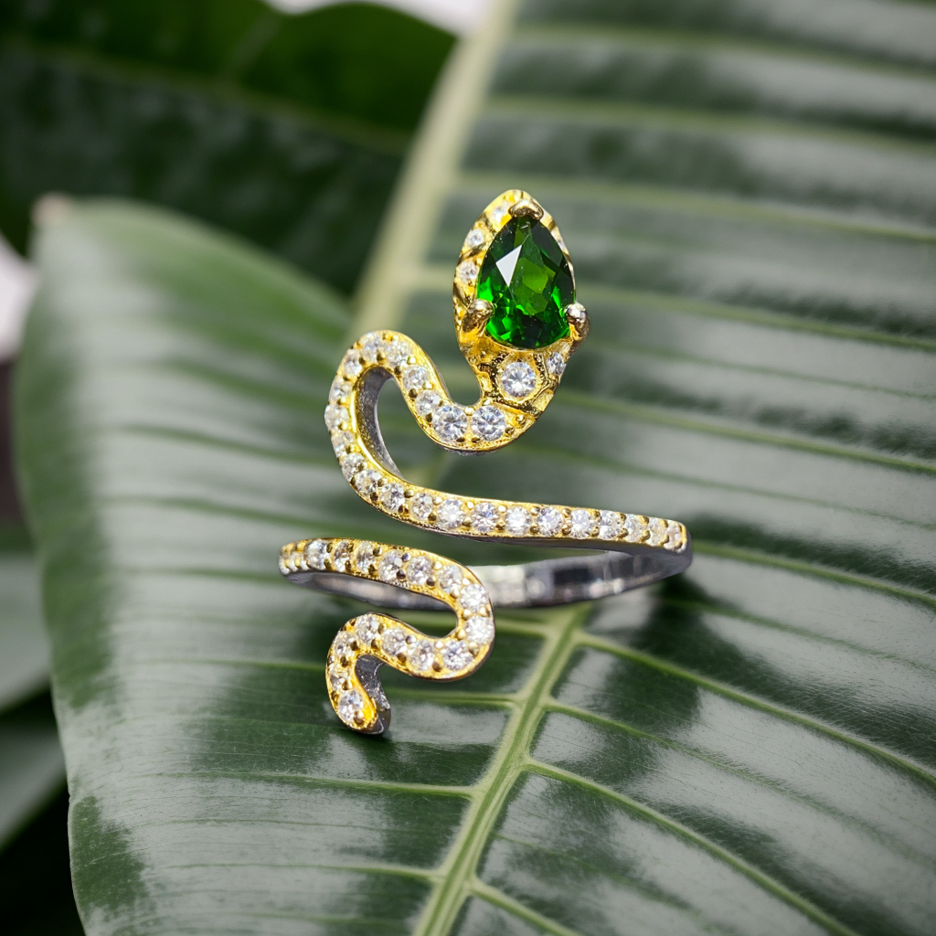 Natural Diopside Ring, S925 Silver Serpent Design, Elegant & Vibrant Color, Center Stone 4×6mm
