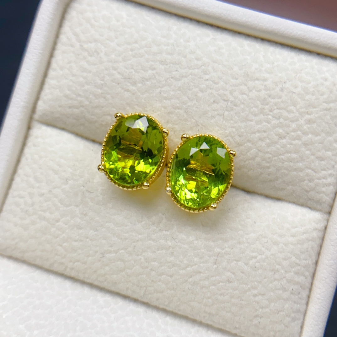 Natural Peridot Earrings 925 Sterling Silver Studs, 8x10mm August Birthstone Green Gemstone Crystal Jewelry For Women, Dainty Sparkly Gift For Her