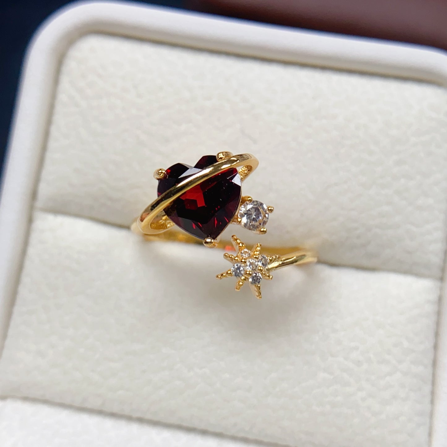 Natural Garnet Adjustable Ring Heart Star Design 8*8mm 925 Sterling Silver Delicate Fashion Jewelry for Women Elegant Birthday Gift Idea