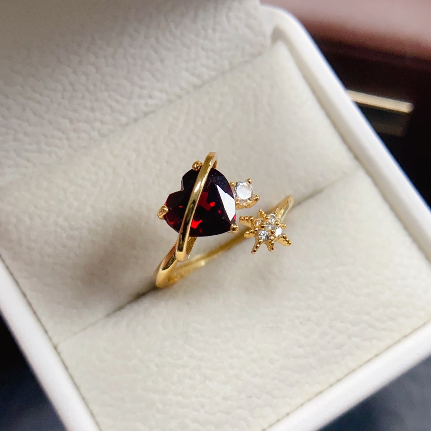 Natural Garnet Adjustable Ring Heart Star Design 8*8mm 925 Sterling Silver Delicate Fashion Jewelry for Women Elegant Birthday Gift Idea