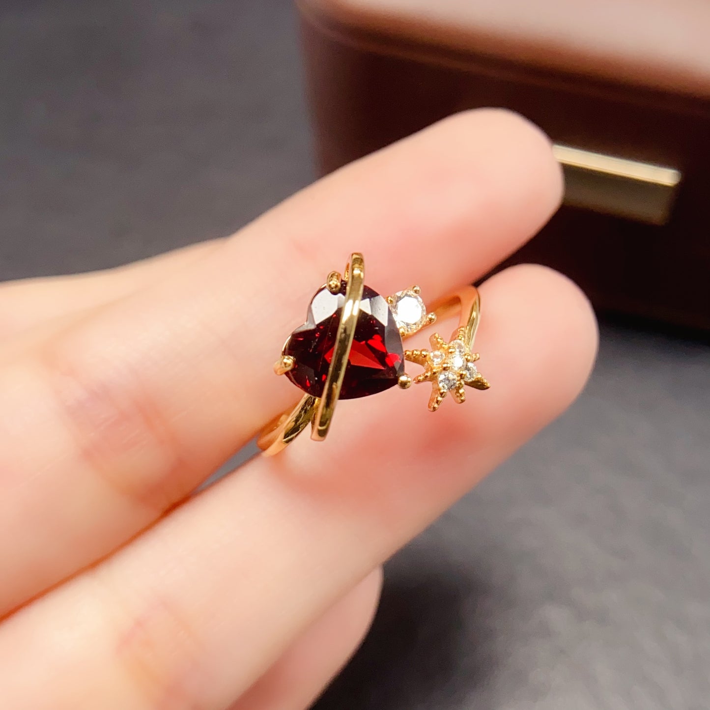 Natural Garnet Adjustable Ring Heart Star Design 8*8mm 925 Sterling Silver Delicate Fashion Jewelry for Women Elegant Birthday Gift Idea