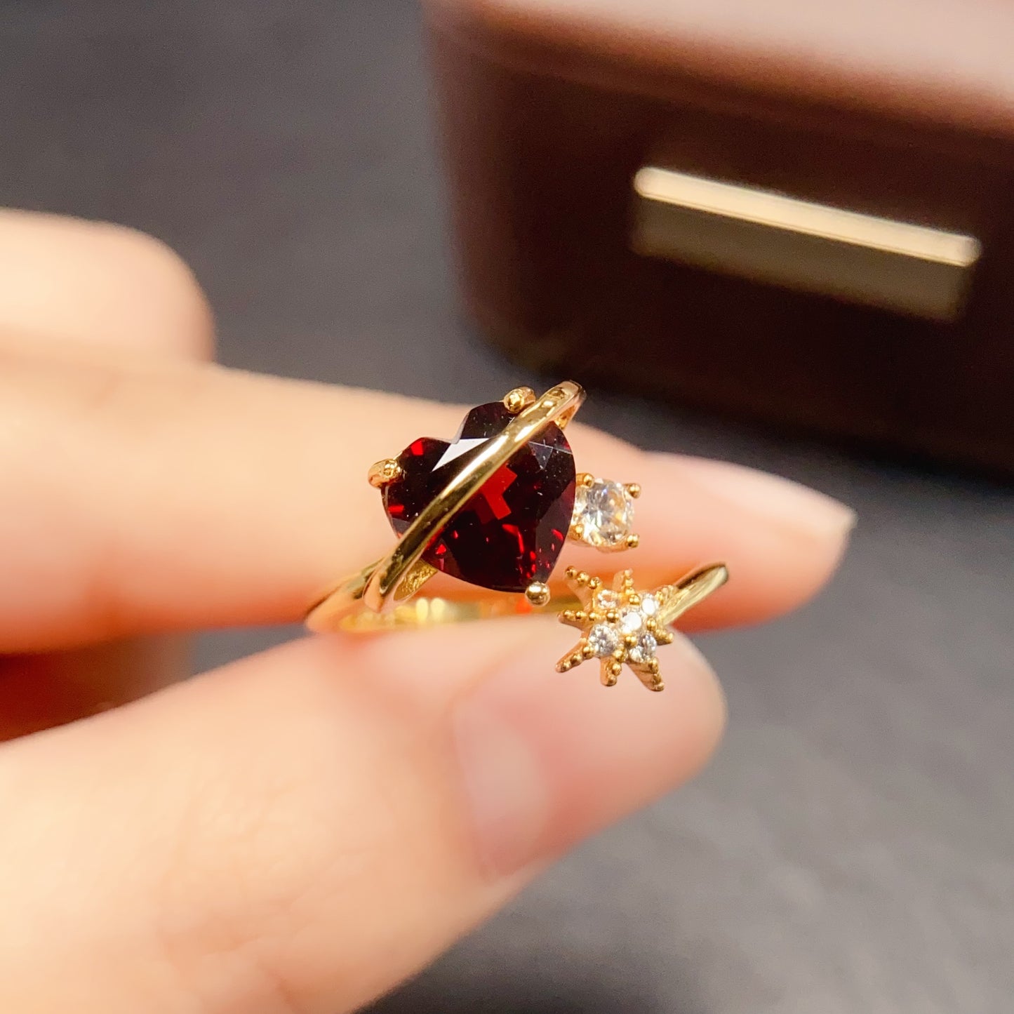 Natural Garnet Adjustable Ring Heart Star Design 8*8mm 925 Sterling Silver Delicate Fashion Jewelry for Women Elegant Birthday Gift Idea