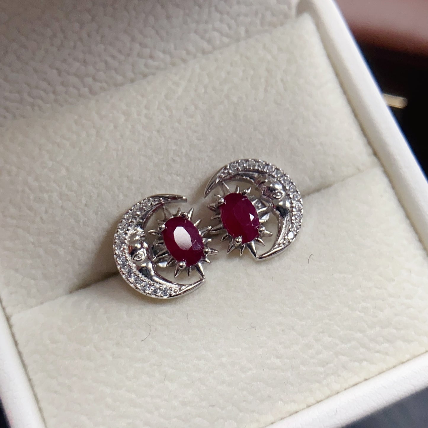 Natural Ruby Earrings Moon Star Design 925 Sterling Silver 4*6mm Dainty Sweet Fashion Jewelry for Women Purple Birthday Gift