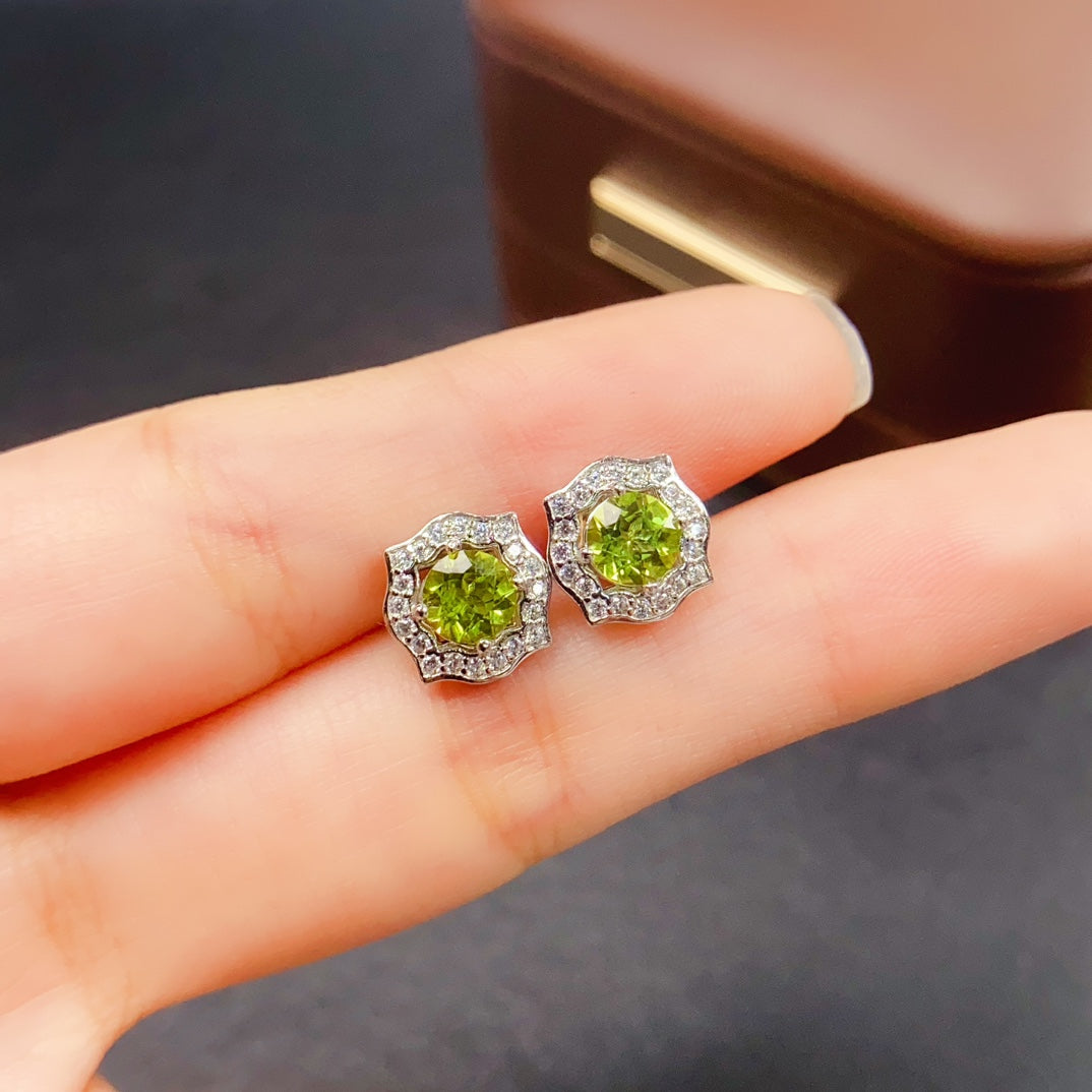 Natural Peridot EarringsGreen Sparkle🔥High Clarity 5*5mm Stone of Happiness S925 Silver Gift