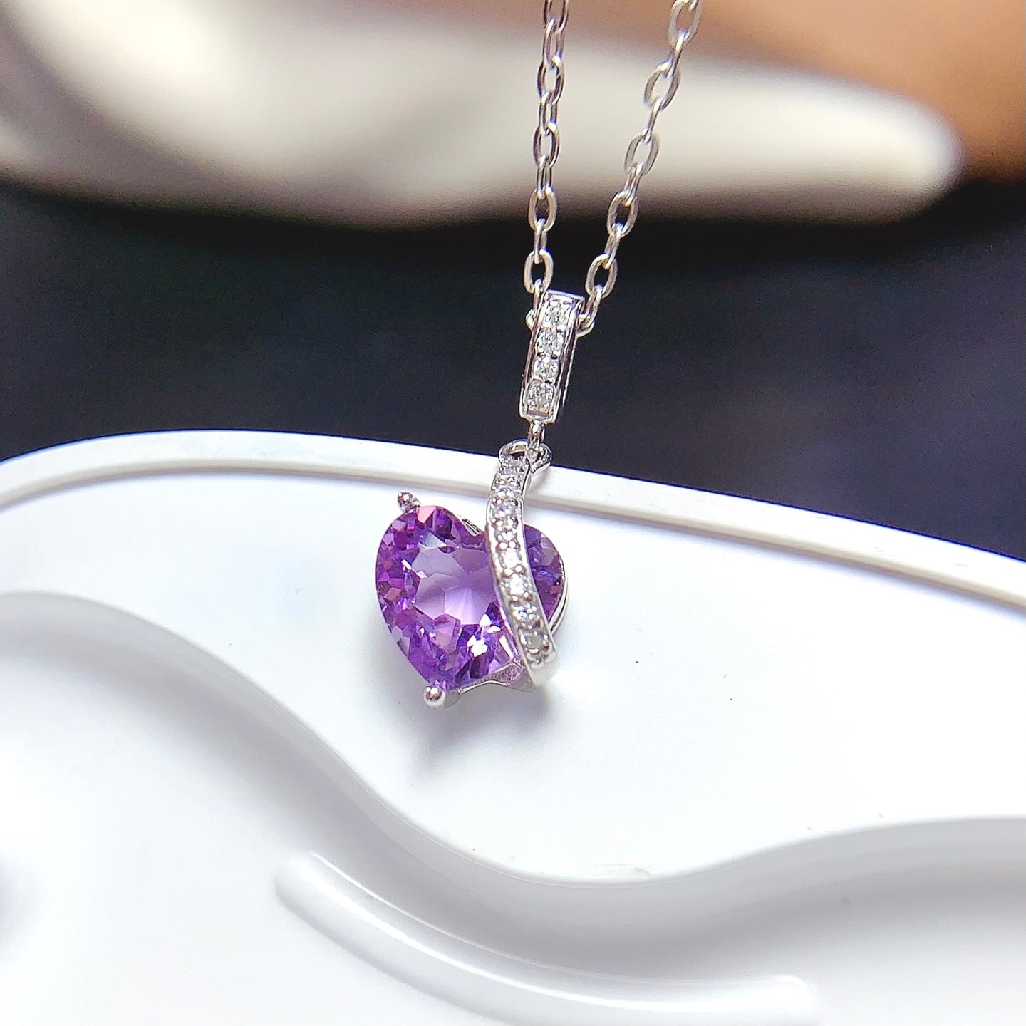 Natural Amethyst Heart Pendant 8*8mm Heart Shape S925 Silver Setting Mysterious Purple High Clarity Full Fire Romantic Heart Simple Light Luxury Versatile Choker Necklace Ins Style Gift