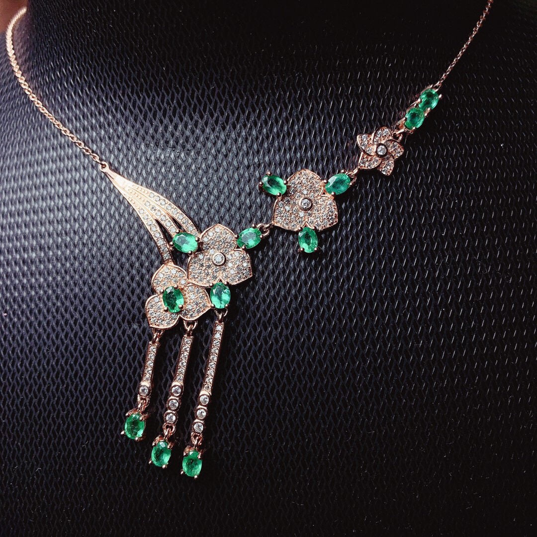 Natural Colombian Emerald Necklace Luxury Design 3*4mm Gold-Plated Look High Clarity Full Fire Intense Green S925 Silver Setting Light Luxury Vintage Versatile Gif