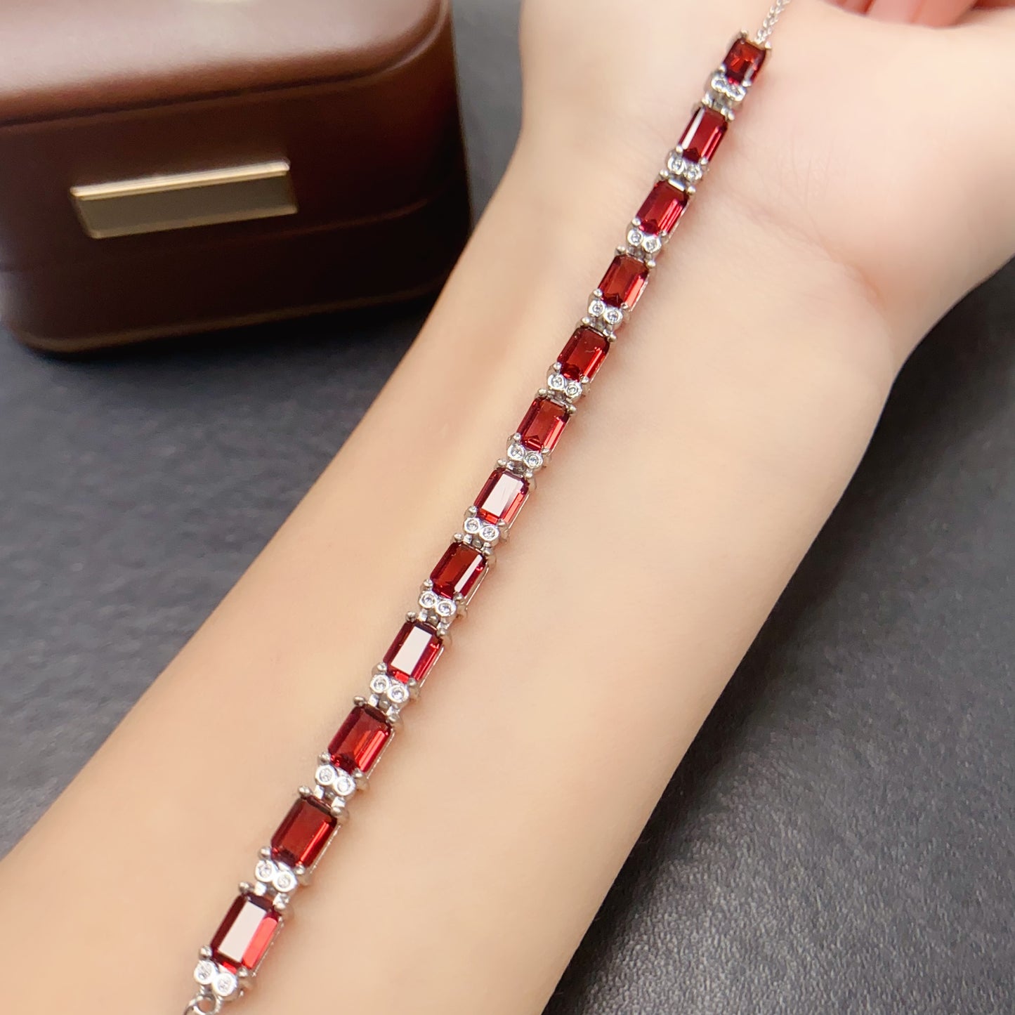 Natural Garnet Tennis Bracelet 4*6mm Wine-Red Full Clean Full Fire S925 Silver Setting Simple Fashion Versatile Light Luxury Ins Style Gift