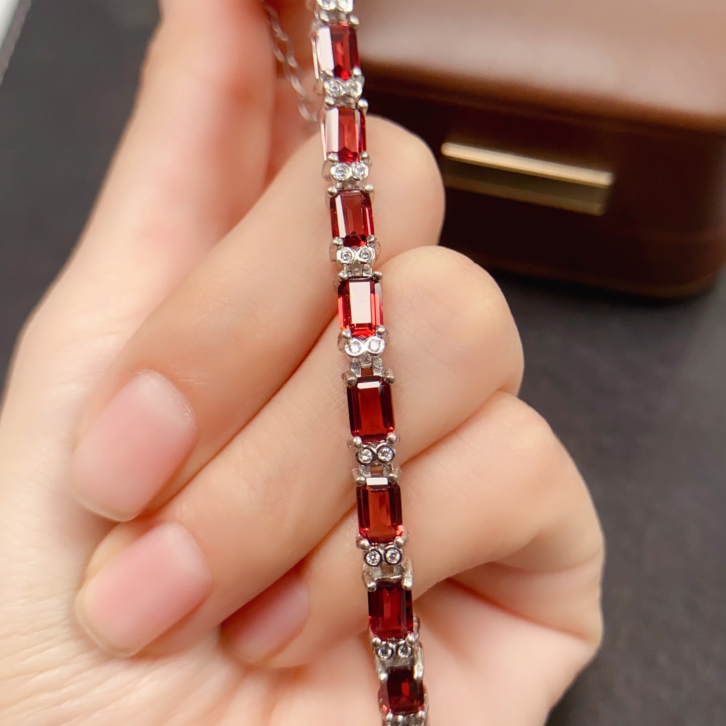 Natural Garnet Tennis Bracelet 4*6mm Wine-Red Full Clean Full Fire S925 Silver Setting Simple Fashion Versatile Light Luxury Ins Style Gift