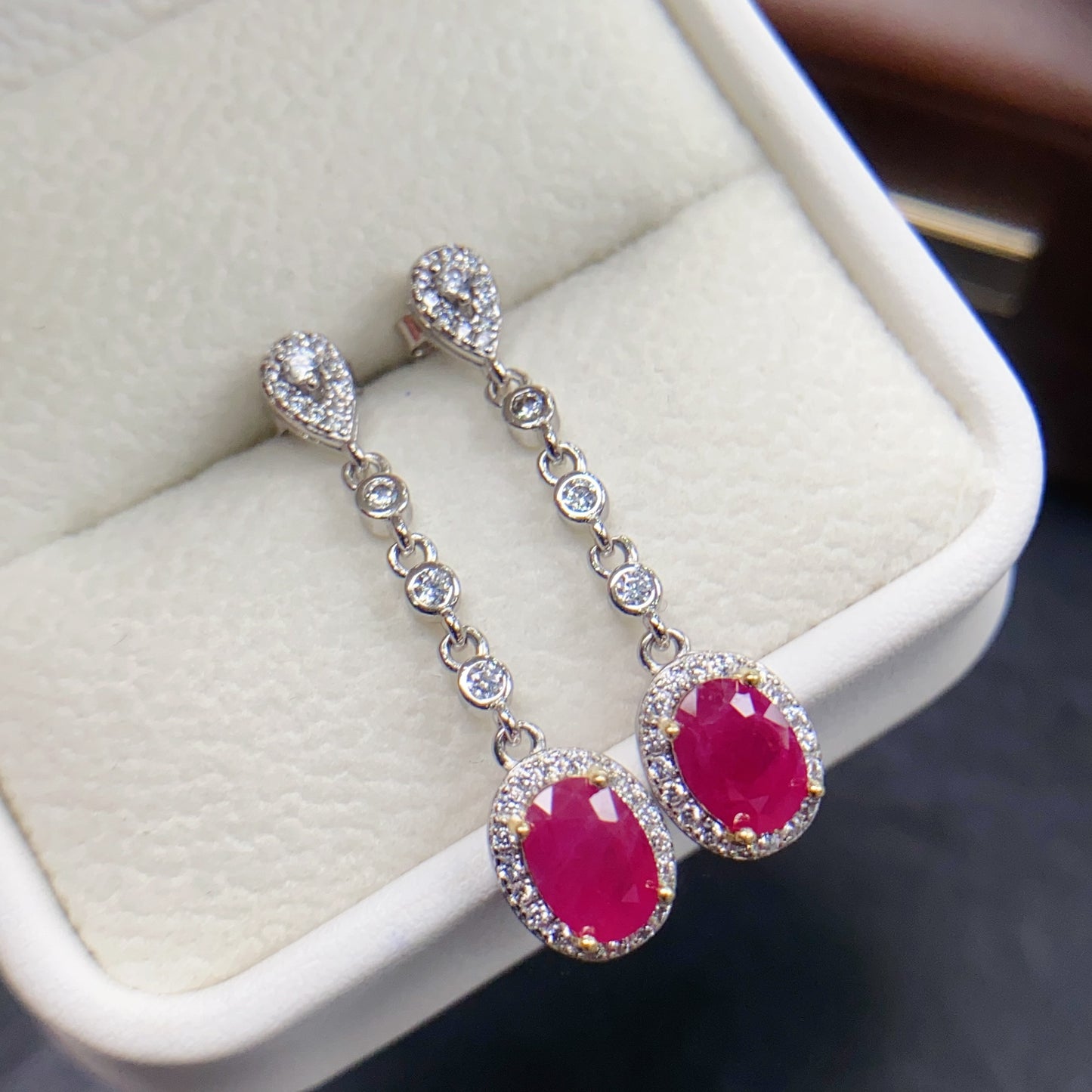 Natural Ruby Earrings Ear Hooks 5*7mm High Clarity Pigeon Blood Red Full Fire S925 Silver Setting Fashion 2-in-1 Light Luxury Versatile Ins Style Gift