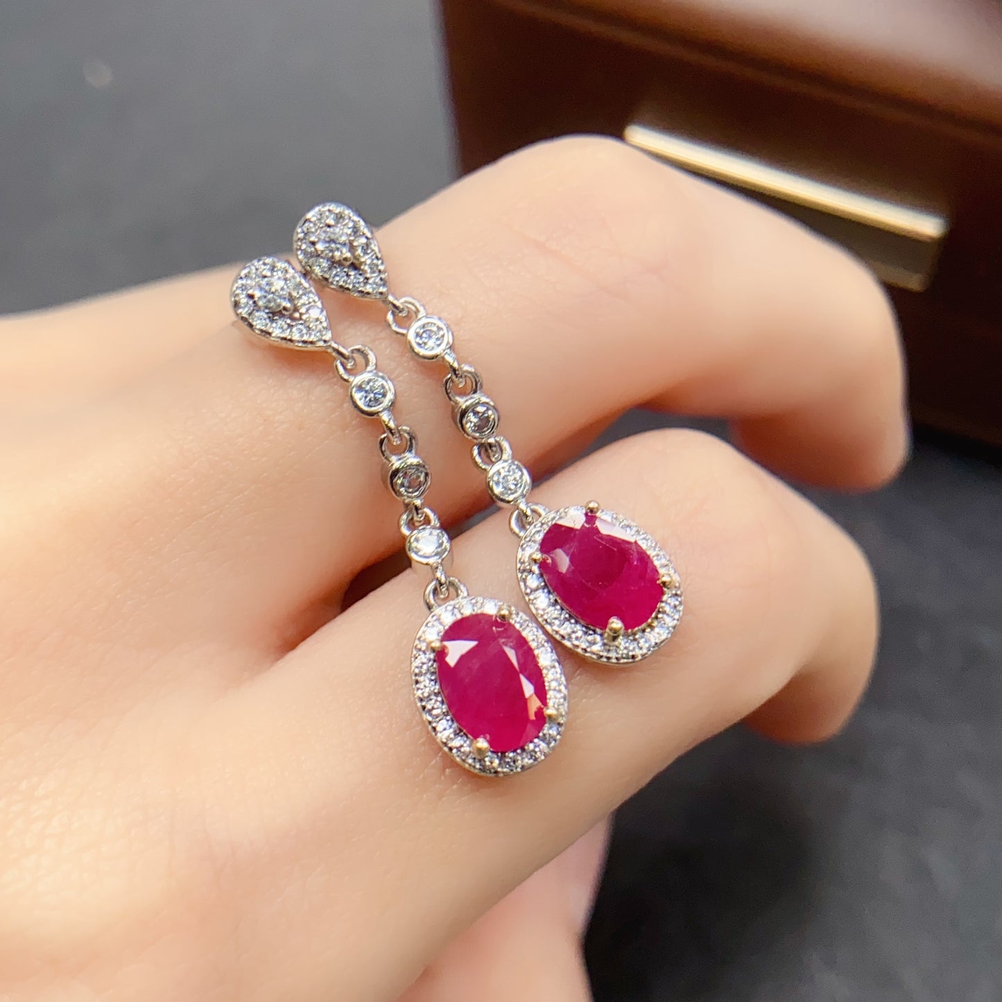 Natural Ruby Earrings Ear Hooks 5*7mm High Clarity Pigeon Blood Red Full Fire S925 Silver Setting Fashion 2-in-1 Light Luxury Versatile Ins Style Gift