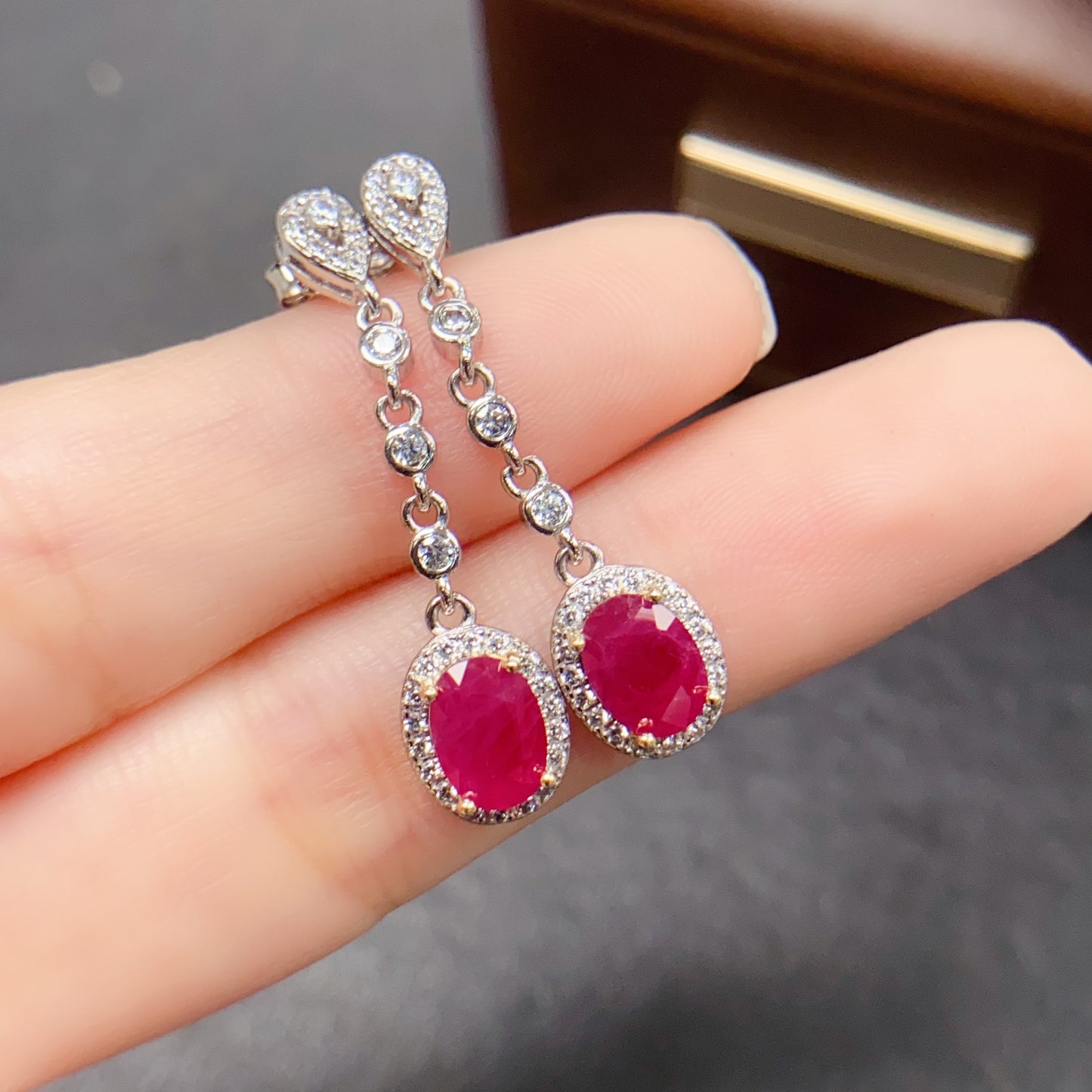 Natural Ruby Earrings Ear Hooks 5*7mm High Clarity Pigeon Blood Red Full Fire S925 Silver Setting Fashion 2-in-1 Light Luxury Versatile Ins Style Gift