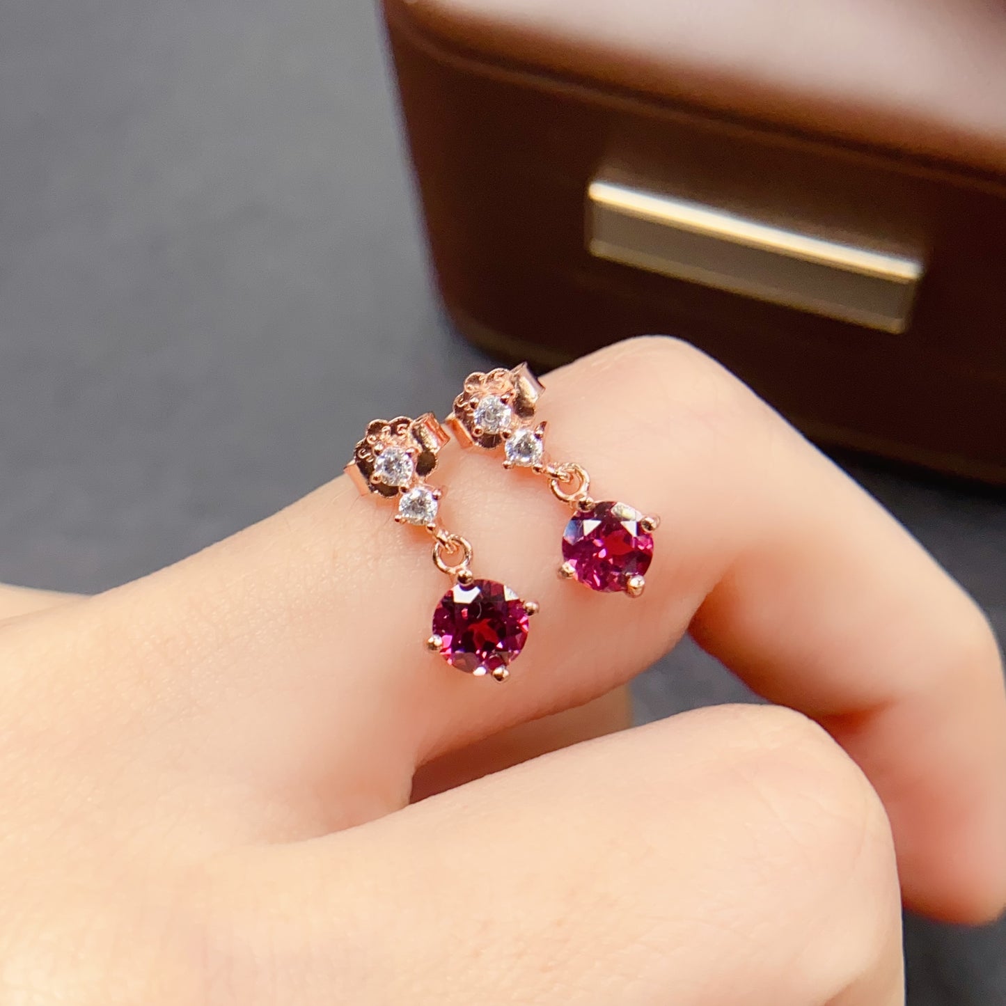 Natural Magnesite Garnet Earrings Ear Drops 5*5mm 2-in-1 High Clarity Full Fire Bright Green S925 Silver Setting Simple Light Luxury Versatile Ins Style Gift