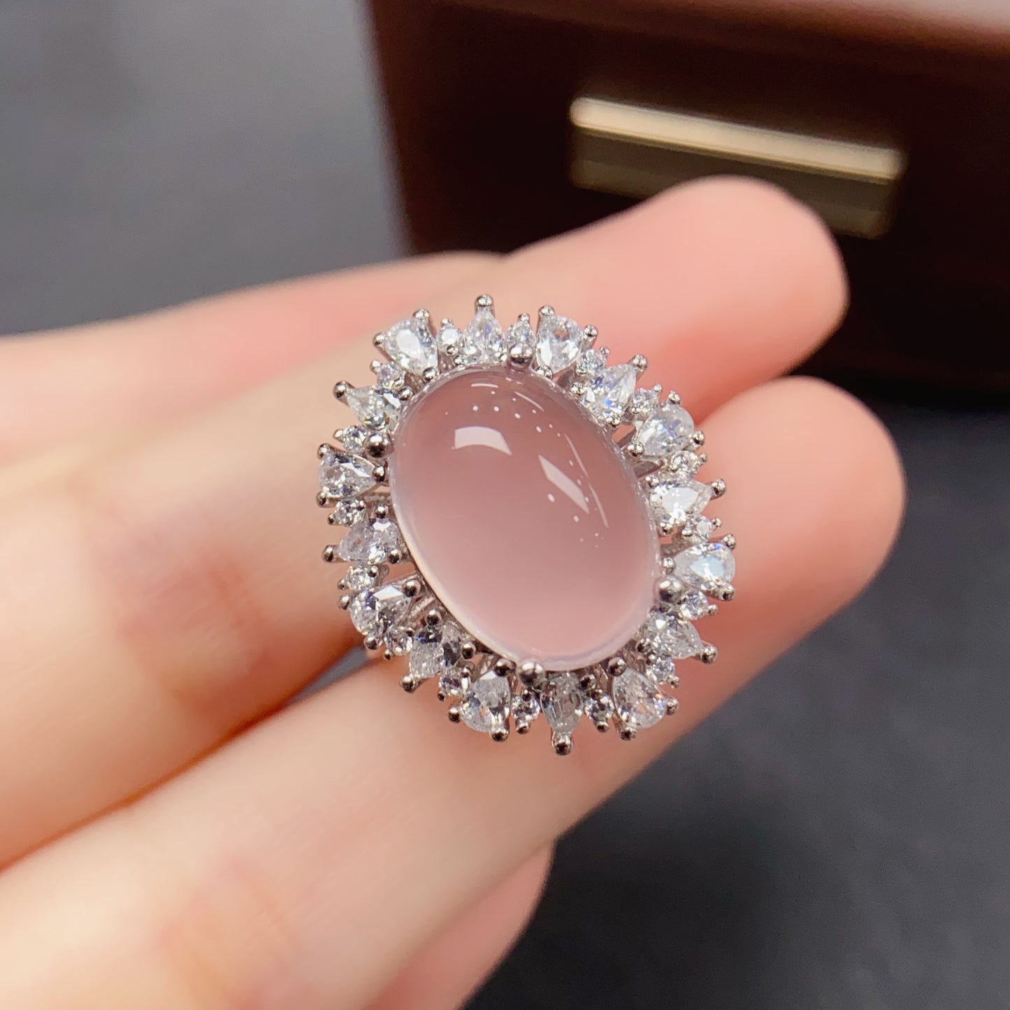 Natural Pink Crystal Ring | Madagascar Rose Quartz 10x14mm | Large Oval | 925 Silver | Fine Craftsmanship | Adjustable Open | Love Stone | Valentine‘s Gift | Fairy Style