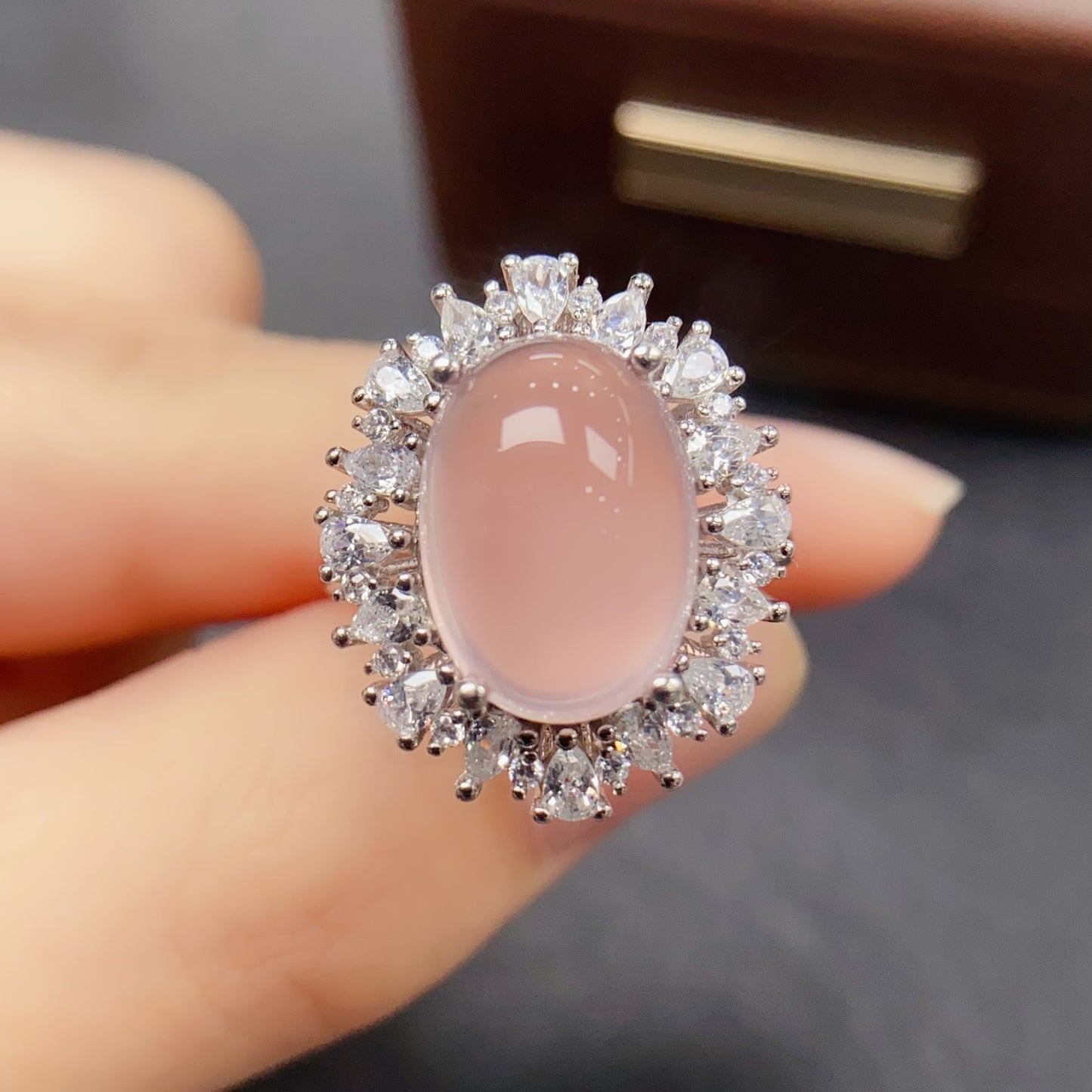 Natural Pink Crystal Ring | Madagascar Rose Quartz 10x14mm | Large Oval | 925 Silver | Fine Craftsmanship | Adjustable Open | Love Stone | Valentine‘s Gift | Fairy Style