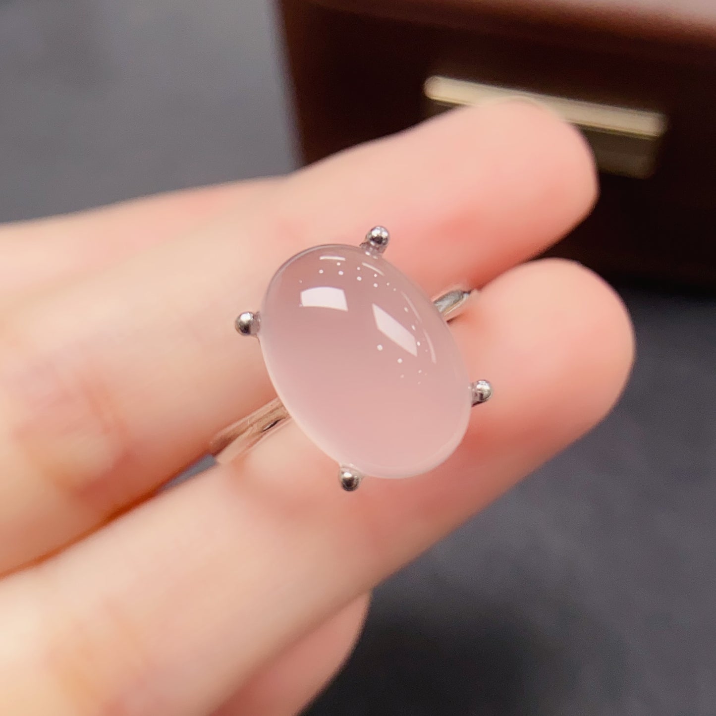 Natural Pink Crystal Ring | Madagascar Rose Quartz 10x14mm | Large Oval | 925 Silver | Fine Craftsmanship | Adjustable Open | Love Stone | Valentine‘s Gift | Fairy Style