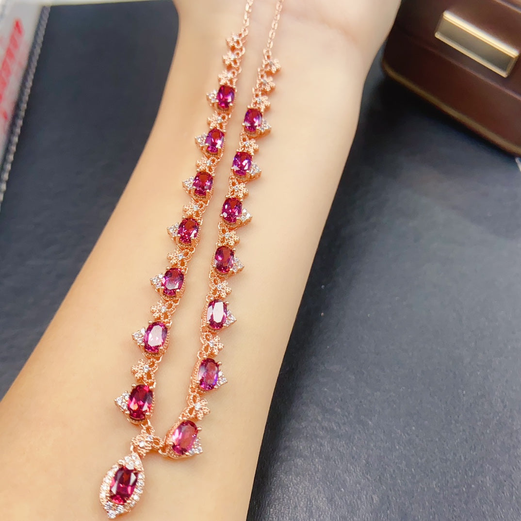 Natural Magnesium Aluminum Garnet Necklace 4x6mm Rose Gold Setting 925 Silver Simple Fashion Pendant For Women