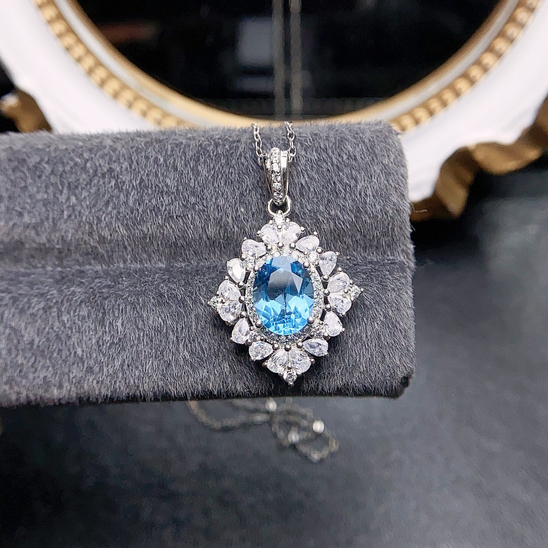 Natural Swiss Blue Topaz Pendant Necklace Heart Design 7x9mm VVS Clarity Fire Flash 925 Silver Fine Jewelry For Women