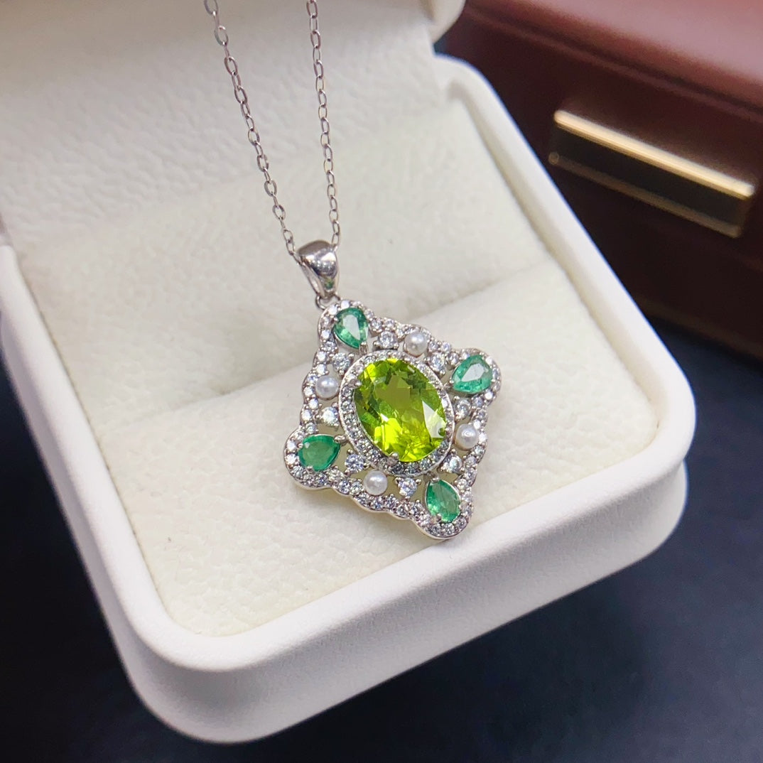 Vintage 925 Silver Peridot Pendant Necklace | Natural 7x9mm Gem | High Quality Olive Green | August Birthstone | Fine Jewelry Gift for Women