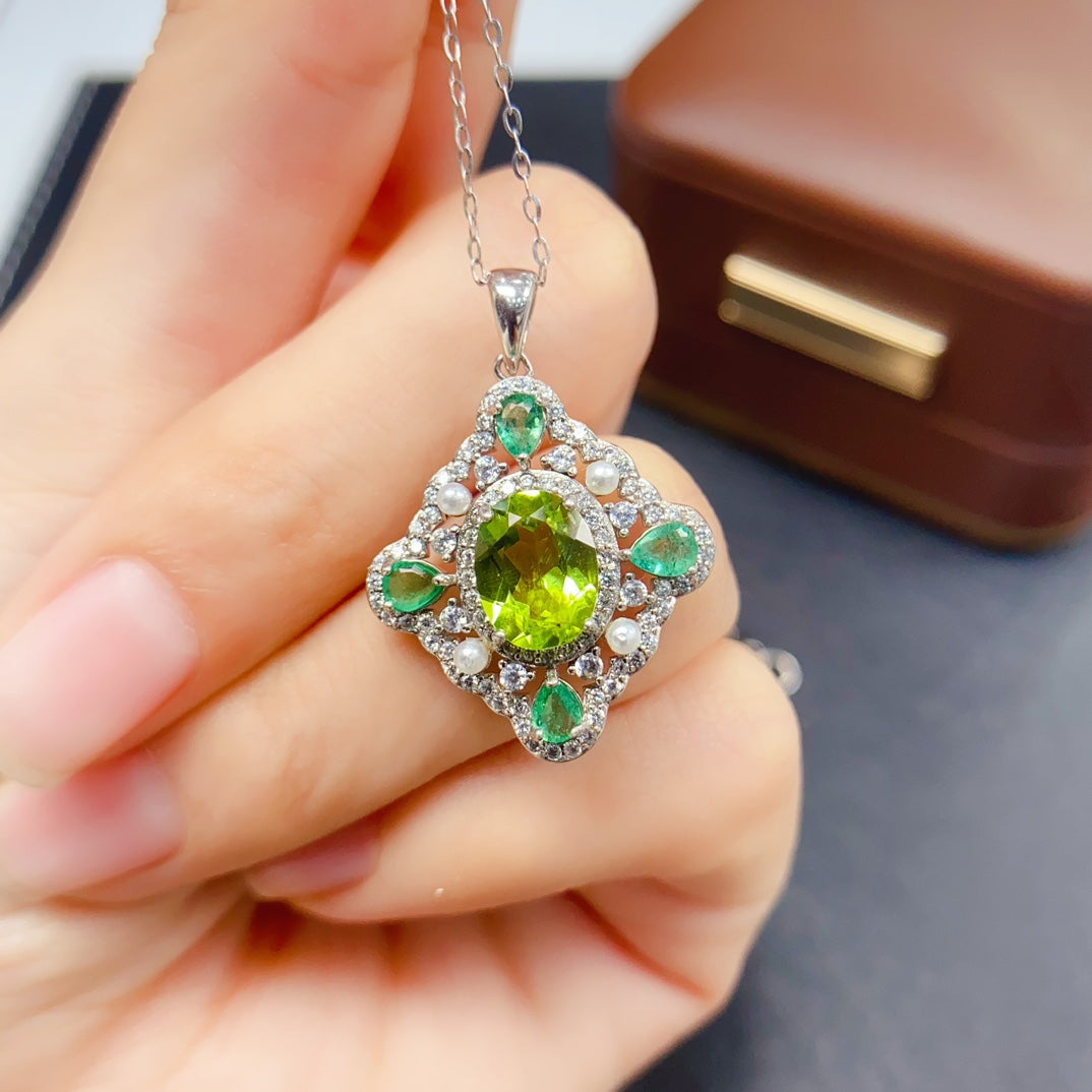 Vintage 925 Silver Peridot Pendant Necklace | Natural 7x9mm Gem | High Quality Olive Green | August Birthstone | Fine Jewelry Gift for Women