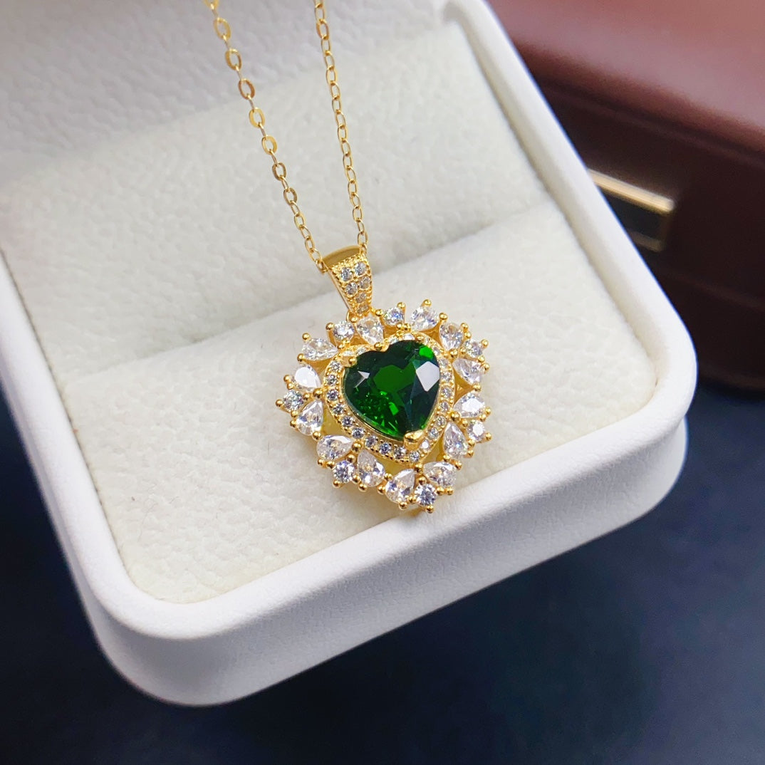 925 Silver Diopside Pendant Necklace | Natural Gem | Heart Design | 8x8mm Vibrant Green | High Quality | Valentine‘s Gift | Fine Jewelry for Women