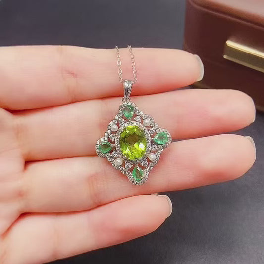 Vintage 925 Silver Peridot Pendant Necklace | Natural 7x9mm Gem | High Quality Olive Green | August Birthstone | Fine Jewelry Gift for Women